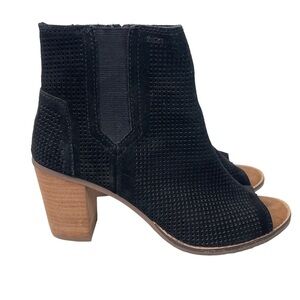 Toms Black Suede Heeled Side Zipper Peep Open Toe Perforated Boots Booties Sz 8